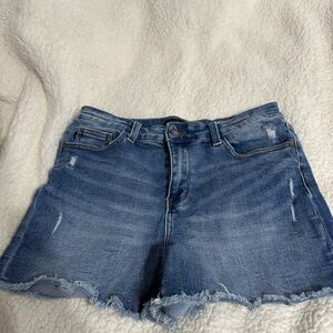 Judy Blue Denim Shorts EUC SIZE LG